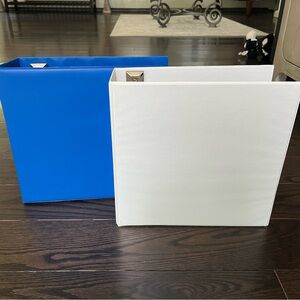 Avery 3 1/2” 3 ring book binders (2)